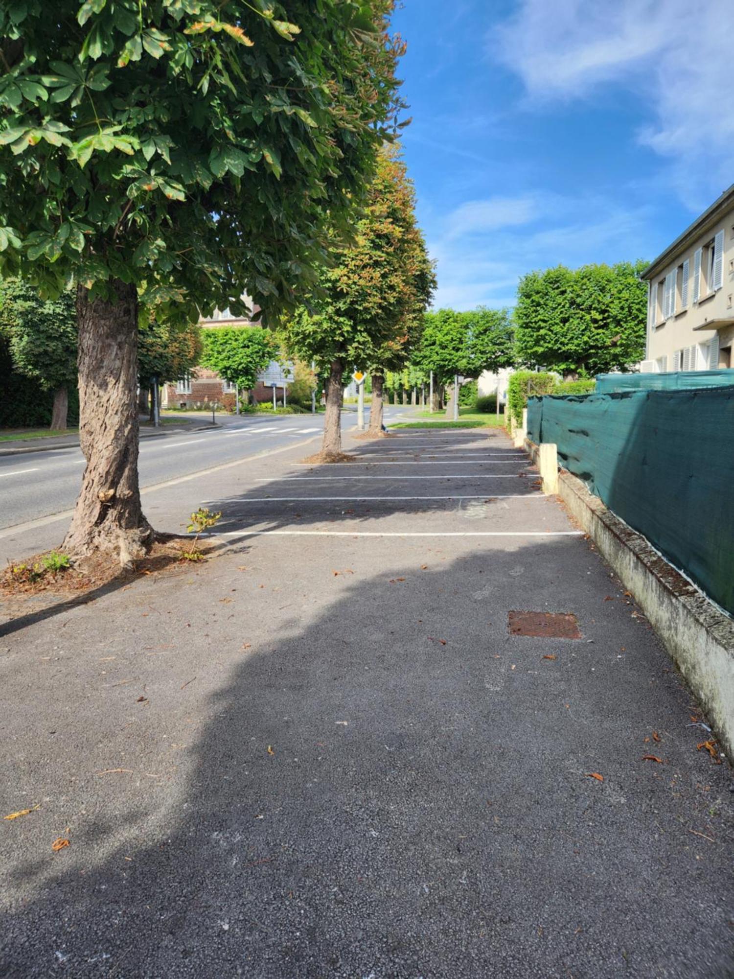 Apartamento No Historico Noyon Dış mekan fotoğraf